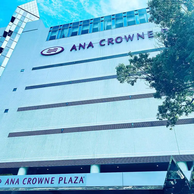 兵庫県神戸市中央区　工事現場　歩行者および車両の誘導等