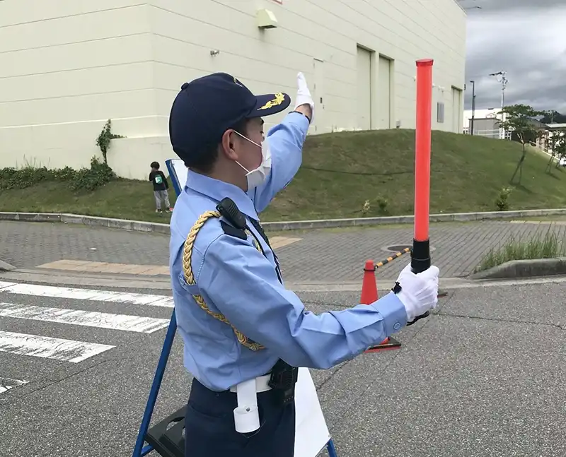 兵庫県三田市　イベント警備　ウッディタウンフェスティバル2025　車両誘導警備