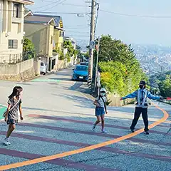 兵庫県宝塚市　地域の地蔵盆会場周辺での参加者保護・交通誘導など