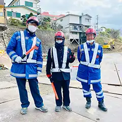 兵庫県神戸市北区鈴蘭台　工事現場　造成工事における交通誘導