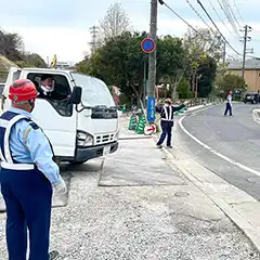 兵庫県神戸市北区鈴蘭台　工事現場　造成工事における交通誘導