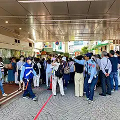 兵庫県神戸市　三宮センター街　イベント警備　自衛隊と共に歩む会　自衛隊の生演奏イベント　雑踏警備
